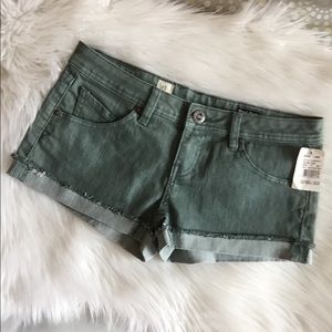 NWT Volcom shorts